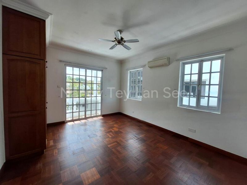 5 Bed Bungalow (Landed) for Sale in  Lewis Road - Image 8